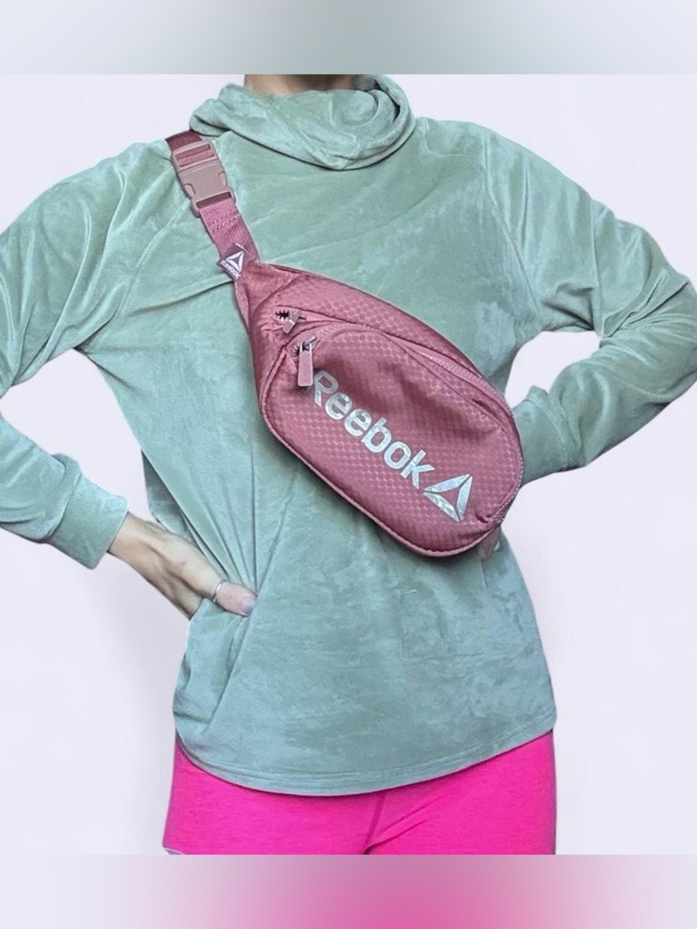 Reebok Pink Crossbody Belt Bag Fanny Pack festival bag multiple compartments